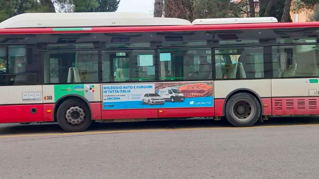 LPE Libenzi Pubblicita Esterna - Sidebanner Autobus